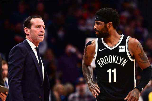 遇弱则弱詹眉仅31中10 湖人附加赛前景不容乐观