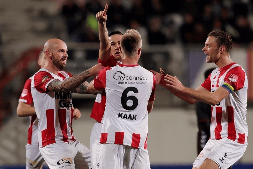 赛中屡次上 赛中屡次上