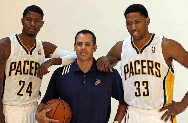 媒眼中相当 媒眼中相当